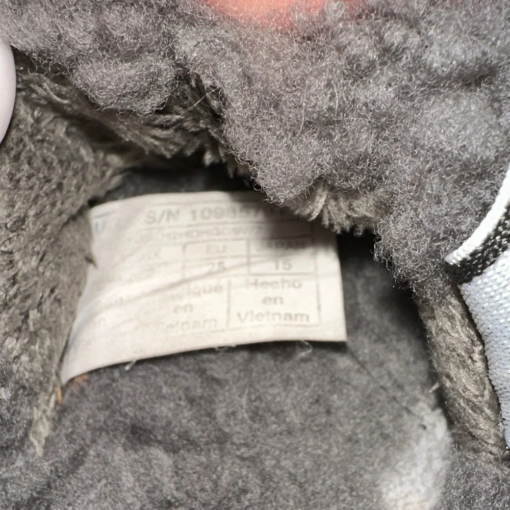 UGG Kids Charcoal Fluffy Slippers